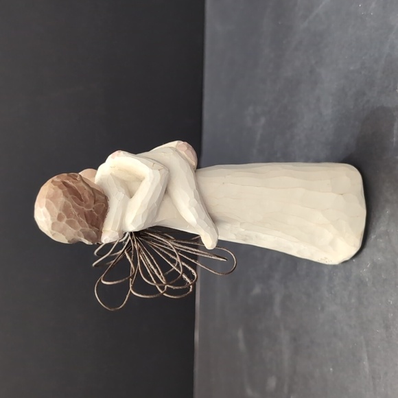 Willow Tree,Angels Embrace ,Angel Holding Baby Figurine. - Picture 3 of 6